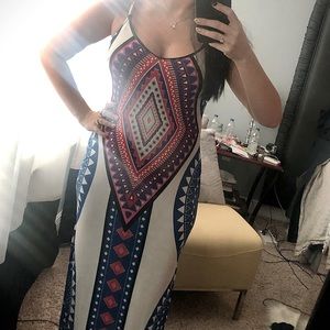 Maxi dress, very vibrant and flattering, size medium